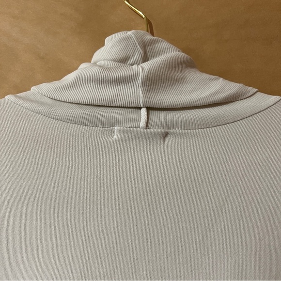 Agolde Balloon Sleeve Turtleneck Sweatshirt Pullover French Terry Plaster Size S - Picture 9 of 10